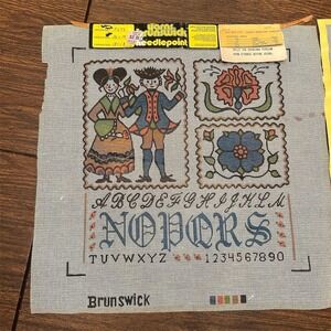 Brunswick Needlepoint Early American Sampler Kit F274 14x14 Canvas Unused